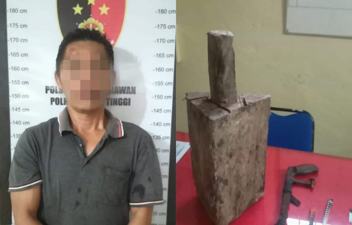 Tersangka DIS dan sejumlah barang buktoli yang diamankan