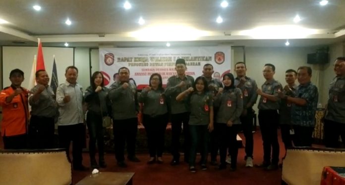 Keterangan Foto: Dewan Pimpinan Daerah LSM Amanat Penggerak Rakyat Indonesia (dok.istimewa)