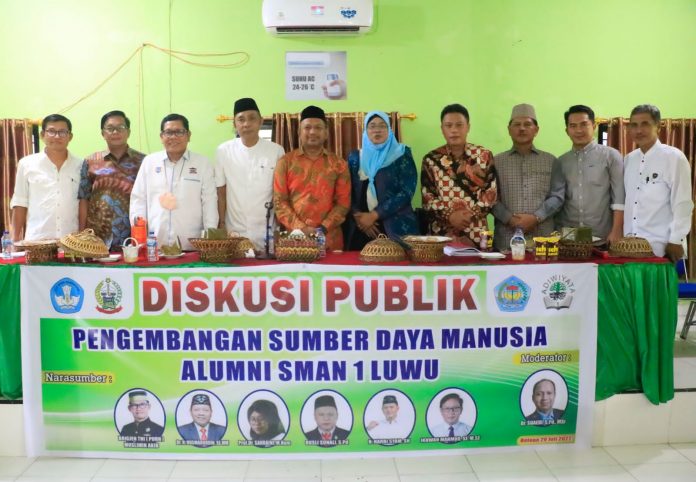 SMAN 1 Luwu Menghadirkan Para Alumni dalam Acara Diskusi Publik (dok.istimewa)