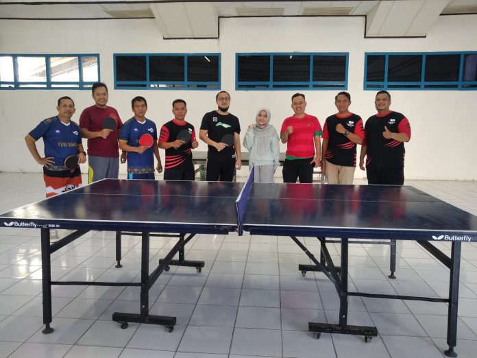 Persatuan Tenis Meja (PTM) TVRI Sumsel rutin berlatih setiap sore dan Jum'at pagi di balai pertemuan TVRI Sumsel (dok.istimewa)