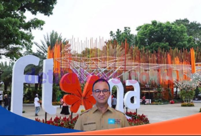 Gubernur Anies menghadiri sekaligus membuka kegiatan Pameran Pertamanan FLONA Tahun 2022 yang berlangsung di Taman Lapangan Banteng, Jakarta Pusat, pada Jumat (26/8).