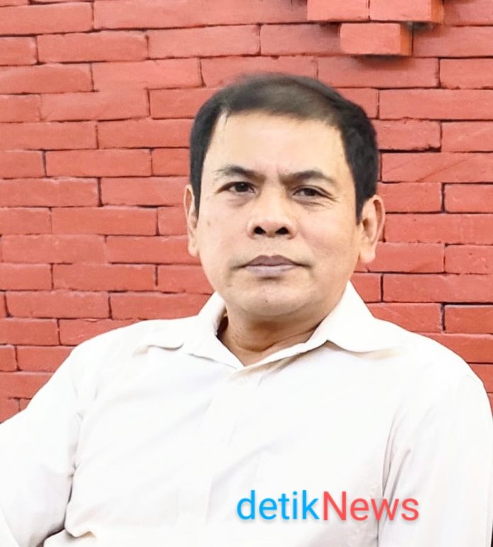 Chrisman Hadi, SH.MH selaku Ketua DKS dari yang persuasif melalui DPRD kota Surabaya