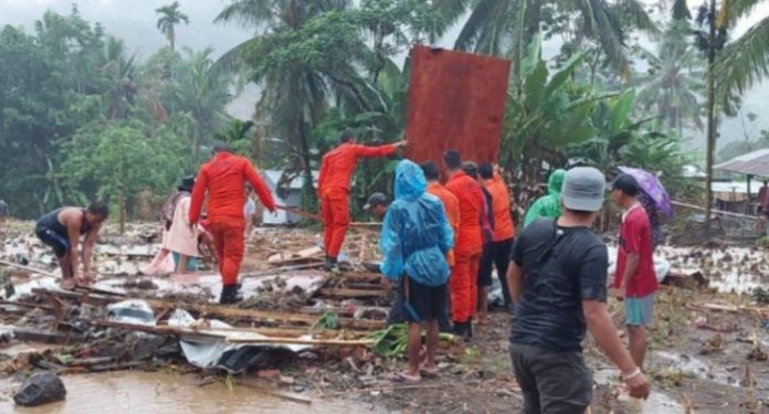 Akibat Hujan Lebat Pasaman Barat Dilanda Banjir