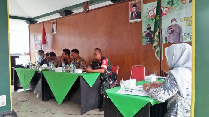 Sosialisasi bersama perwakilan PG Sragi dengan pemilik warung kopi