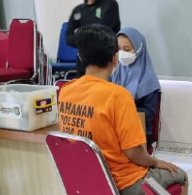 Polsek Kelapa Dua Tangerang Suntik Vitamin C untuk Tingkatkan Kesehatan Tahanan Hadapi Ramadhan 1444H