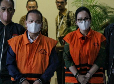 Pasangan Suami Istri Tersangka Korupsi Gaji PNS Kabupaten Kapuas
