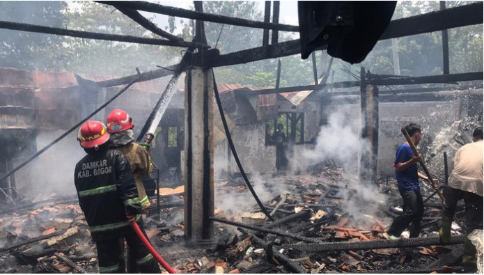 Kebakaran di Pondok Pesantren Bogor