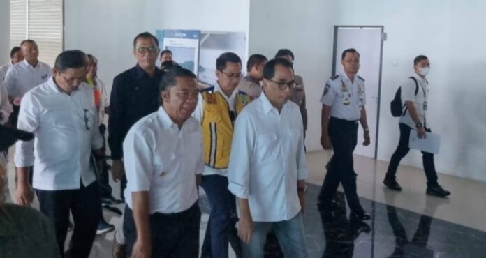 Antrean Panjang di Pelabuhan Merak saat Mudik 2023, Kemenhub Prediksi: Lebih dari 42 Ribu Kendaraan yang Akan Memadati.