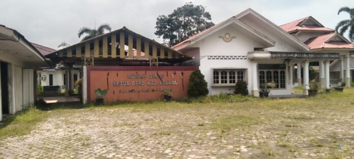 Barang-barang Inventaris dalam Rumah Dinas Ketua DPRD Asahan selama periode 2014-2019 menjadi Bahan Pertanyaan