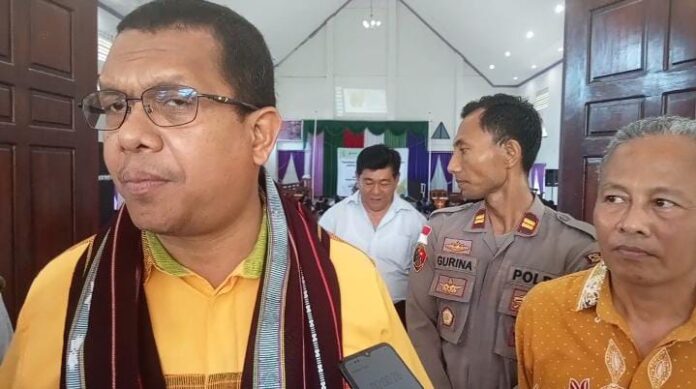 Melki Lakalena: Ramuan Herbal sebagai Alternatif Obat yang Lebih Sehat bagi Masyarakat Oeltua