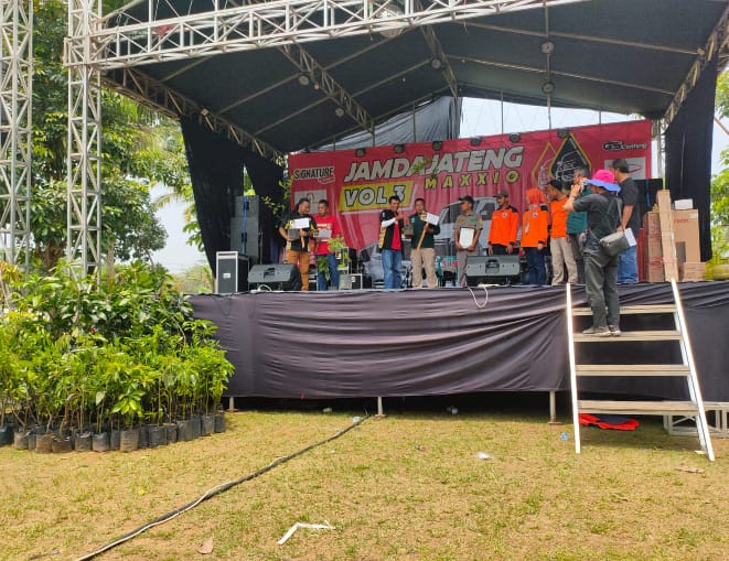 Komunitas Pecinta Mobil GranMax dan Luxio Adakan Jambore Daerah di Magelang