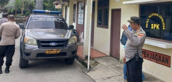 Pengendara Motor Tak Dikenal Bacok Pria di Depok, Pelaku Begal atau Motif Penganiayaan Biasa?