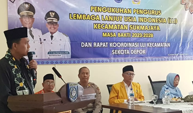 Camat Sukmajaya Berharap Lansia LLI Sukmajaya Jadi Motivator Lansia Lainnya
