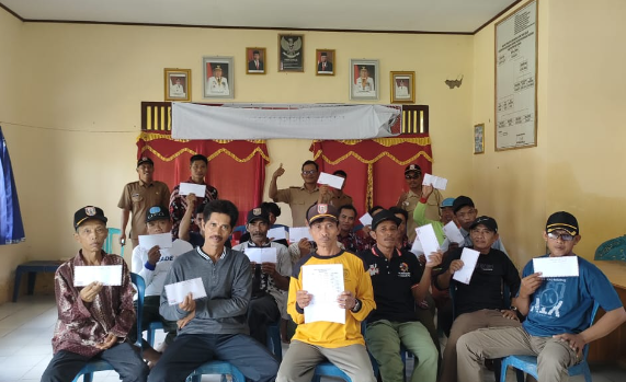 Pemdes Margo Rukun Realisasikan BLT Dana Desa dan Memberikan Insentif kepada Perangkat Desa