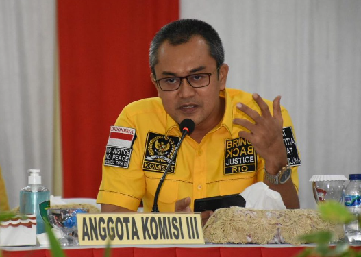 PPATK Sebut Kegiatan Makelar Tak Langgar Hukum, Namun Pengakuan Anggota Komisi III Tetap Kontroversial