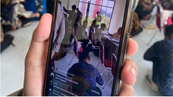 Inovatif dan Transparan: Live Streaming Proses Penerimaan Anggota Polisi di Jabar Melalui 8 Platform Medsos