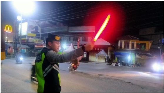 Kepadatan Arus Lalu Lintas Parapat