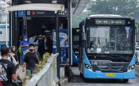 Polemik Kenaikan Tarif TransJakarta, Warga Cari Alternatif Transportasi