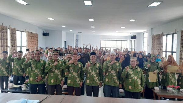 Serahkan SK JP 125 ASN, Kakankemenag Aceh Utara Sampaikan Sejumlah Pesan